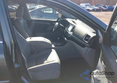 2018 Toyota Highlander Limited from USA, damaged, VIN 5TDDZRFH3JS853533